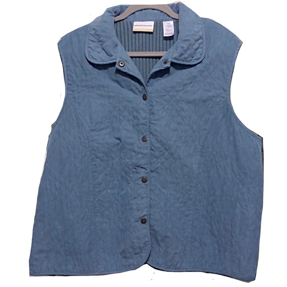 DONATED Vest-Quilted Front, Sweater Back, Snaps, C - Picture 6 of 6